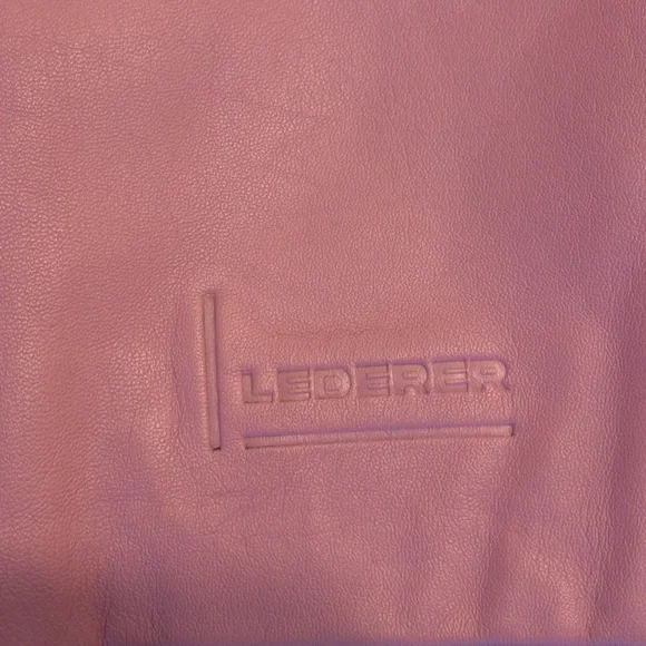 LEDERER Pink RARE Lamb Leather ShortsSize 42Made in IndiaLuxe Editon 10